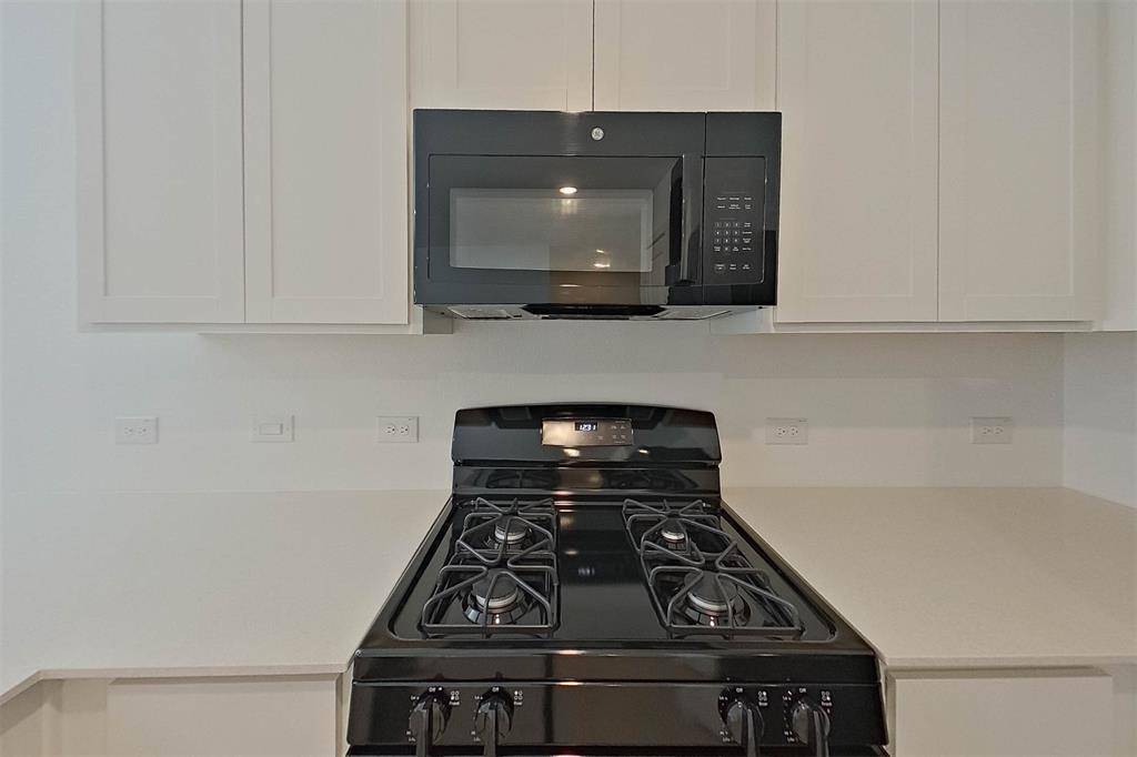 Fort Worth, TX 76179,3016 Yellow Pine Avenue