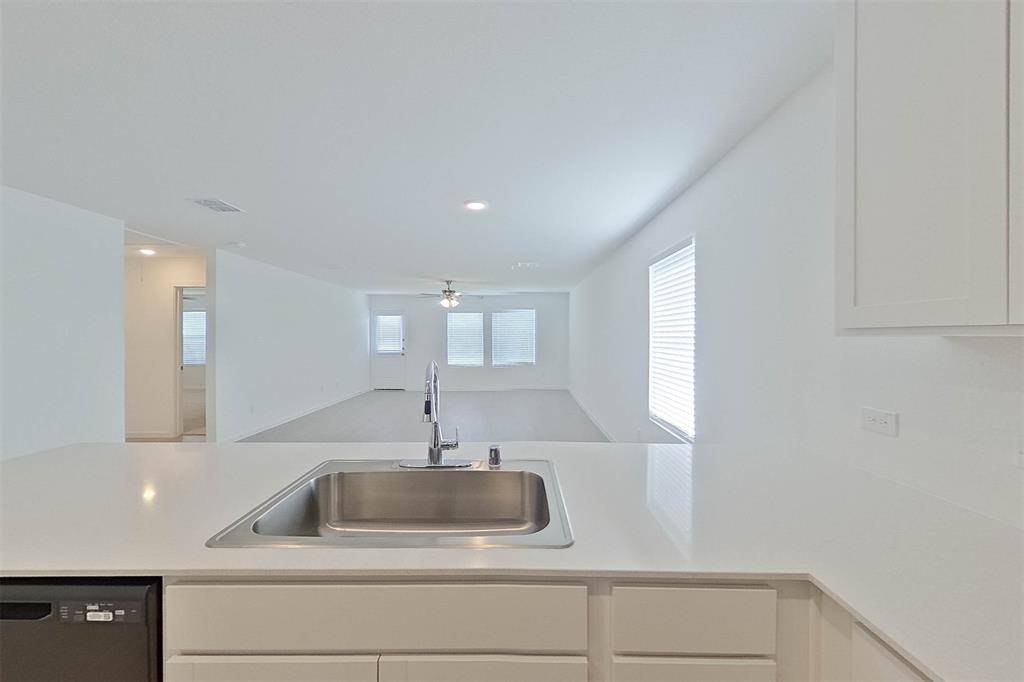 Fort Worth, TX 76179,3016 Yellow Pine Avenue