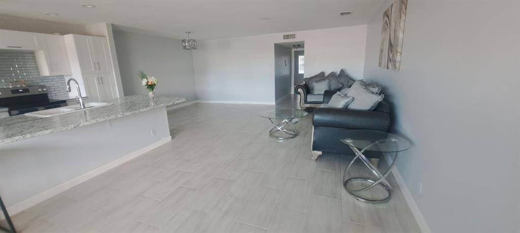 Delray Beach, FL 33484,14588 Canalview Dr #C