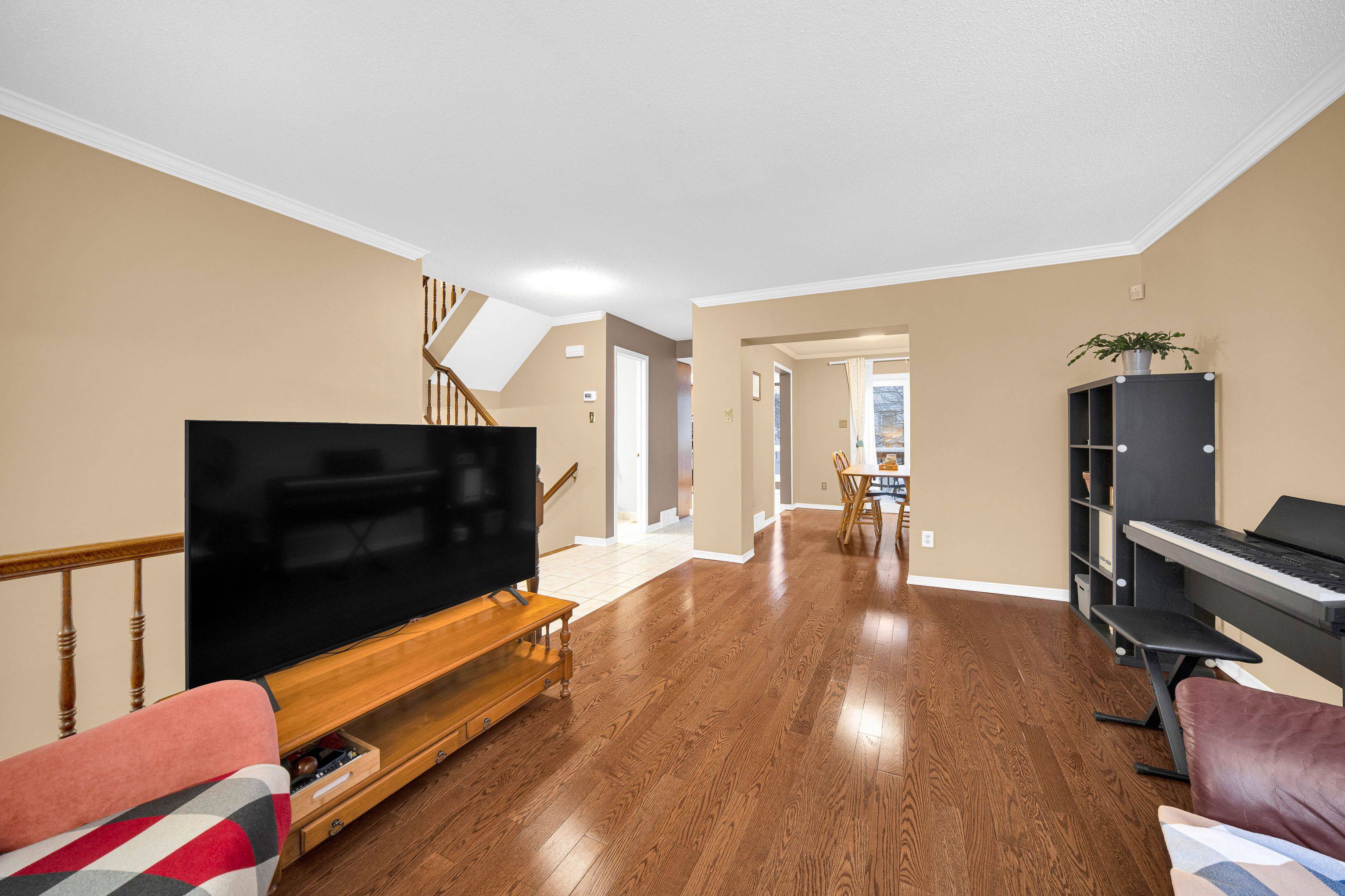 Hunt Club - South Keys And Area, ON K1T 3E4,4 Huntersfield DR