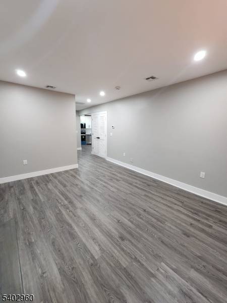 Maplewood Twp., NJ 07040,93 Hughes St #2