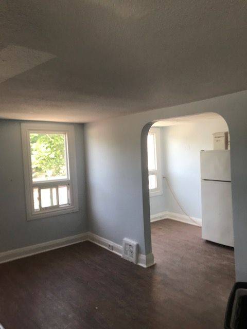 Oshawa, ON L1H 4J6,430 simcoe ST S