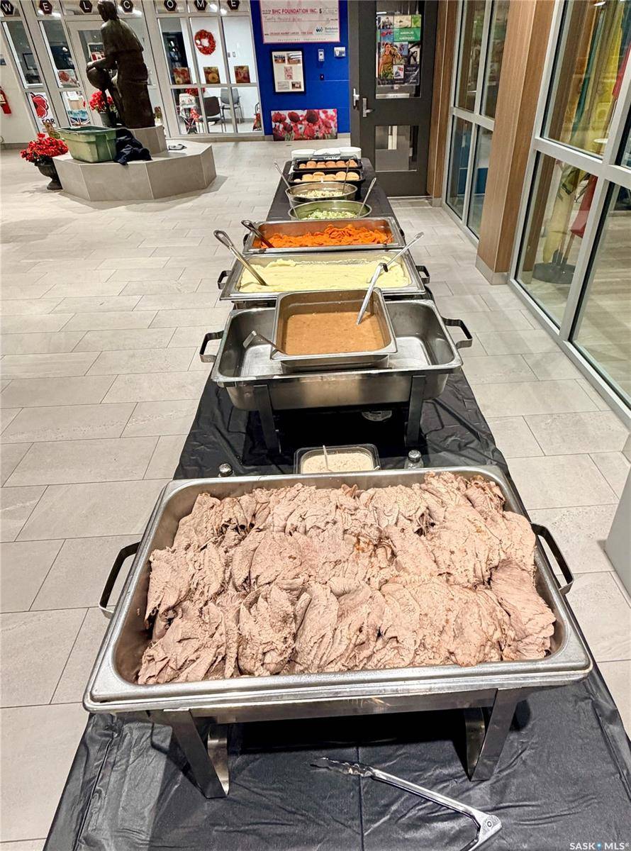 North Battleford, SK S9A 0W6,1642 100th STREET #Bay B