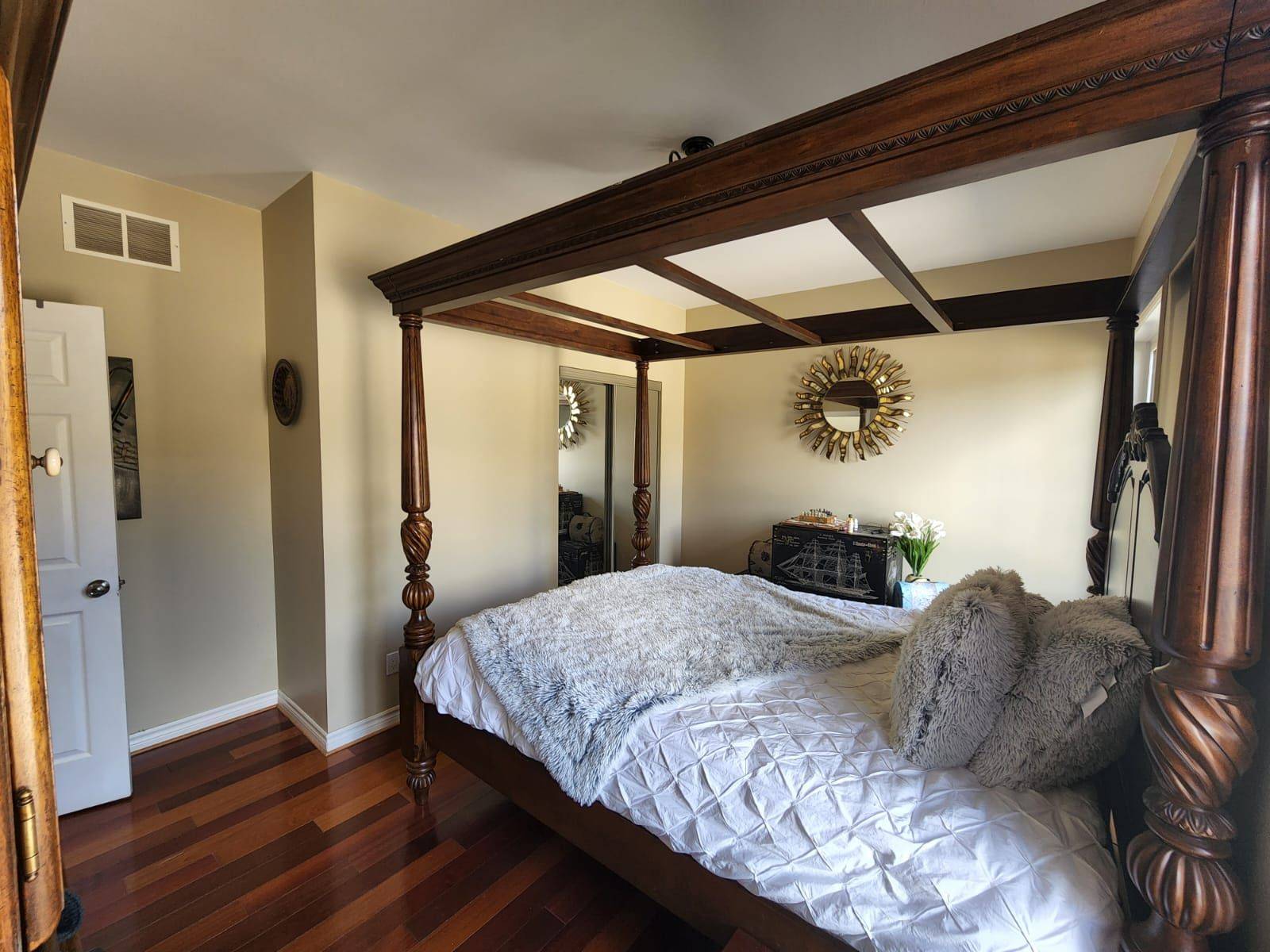 Amaranth, ON L9W 3X6,383206 20 Side Road #Upper