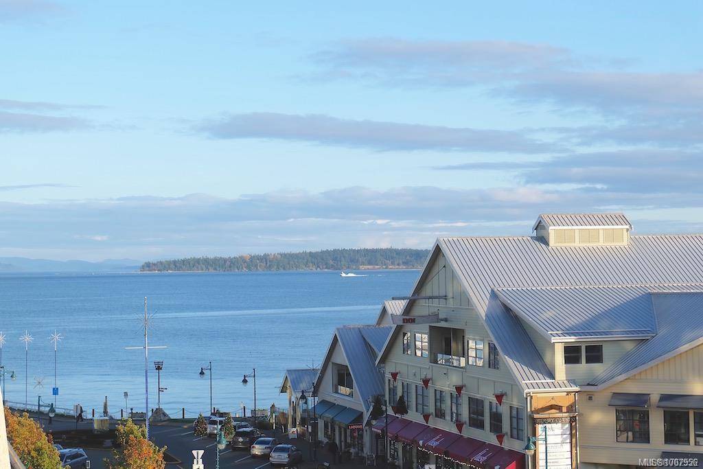 Sidney, BC V8L 4T9,9805 Second St #412