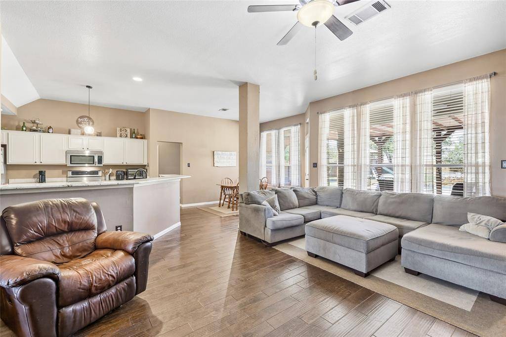 Krugerville, TX 76227,102 Faircrest Drive