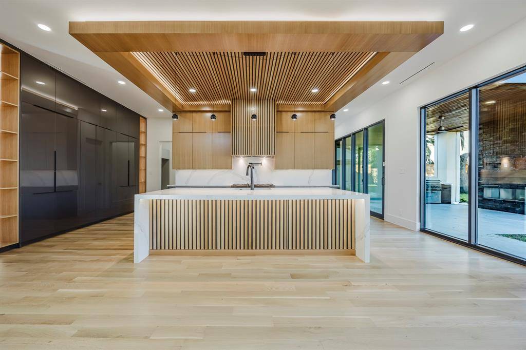 Dallas, TX 75230,5723 Meletio Lane