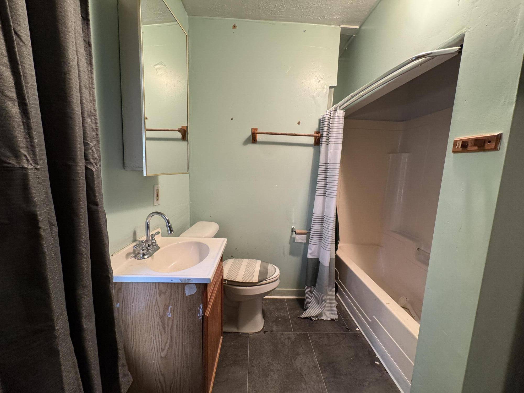 Lansing, MI 48912,640 S Magnolia AVE