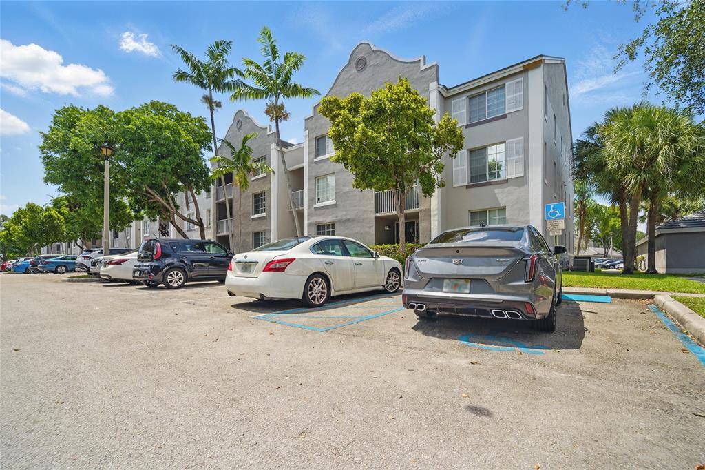 Pembroke Pines, FL 33025,11133 SW 8 ST #306