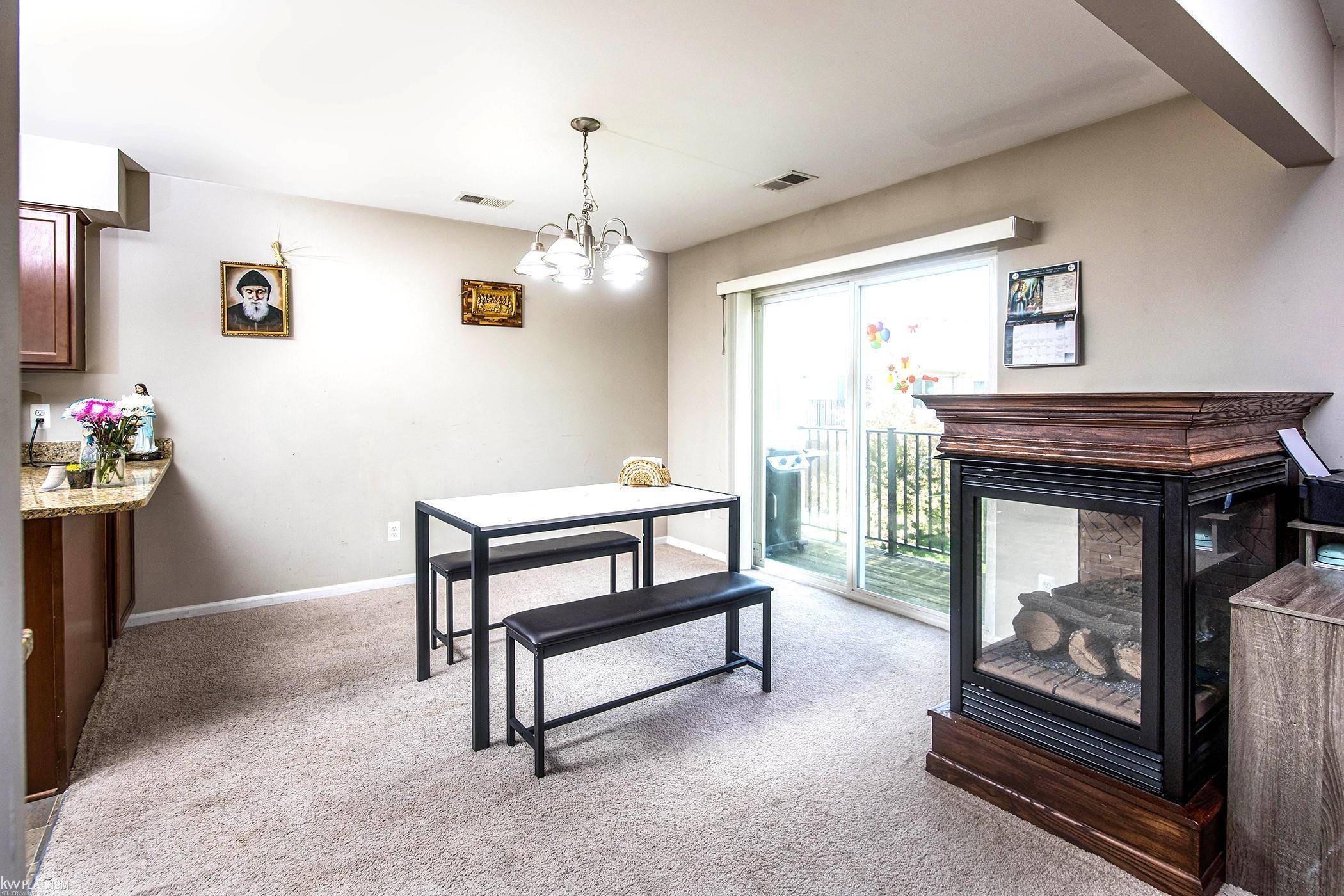 Sterling Heights, MI 48312,14225 Shadywood DR