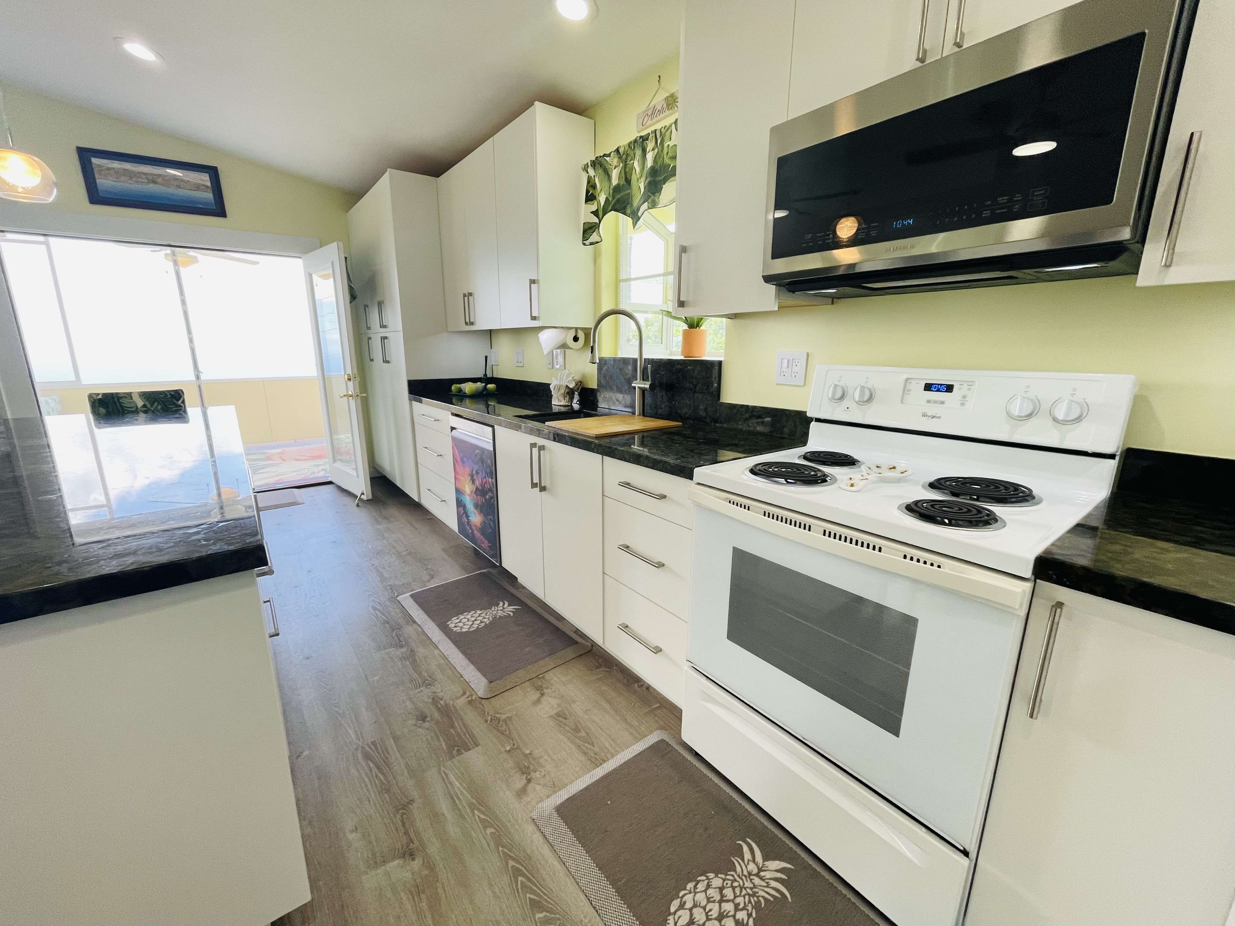 Kailua-kona, HI 96740,73-1181 AHIKAWA ST