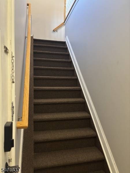 South Amboy City, NJ 08879,112 N Broadway #G