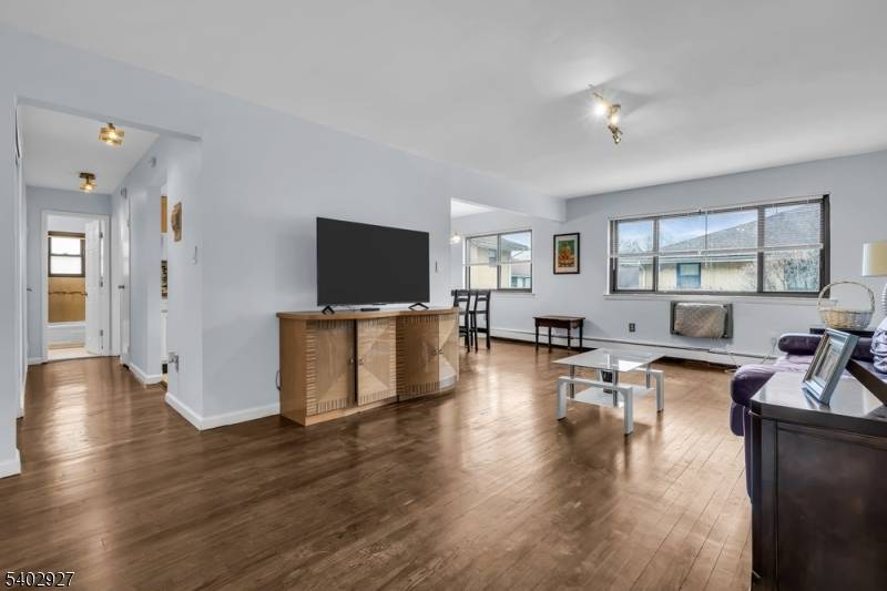 North Plainfield Boro, NJ 07060,401 US Highway22 #D