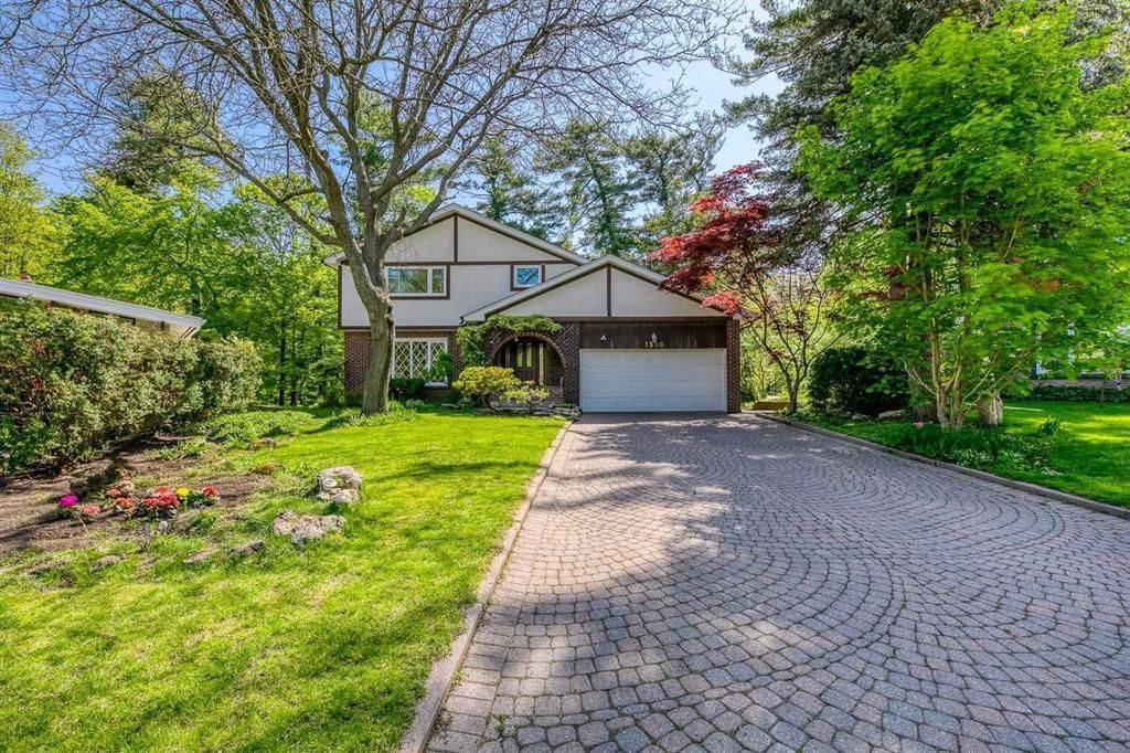 Mississauga, ON L5C 1R3,1390 Conliffe CT #Legal Basement Unit