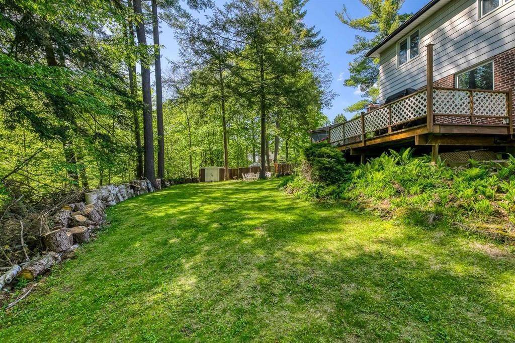 Mississauga, ON L5C 1R3,1390 Conliffe CT #Legal Basement Unit