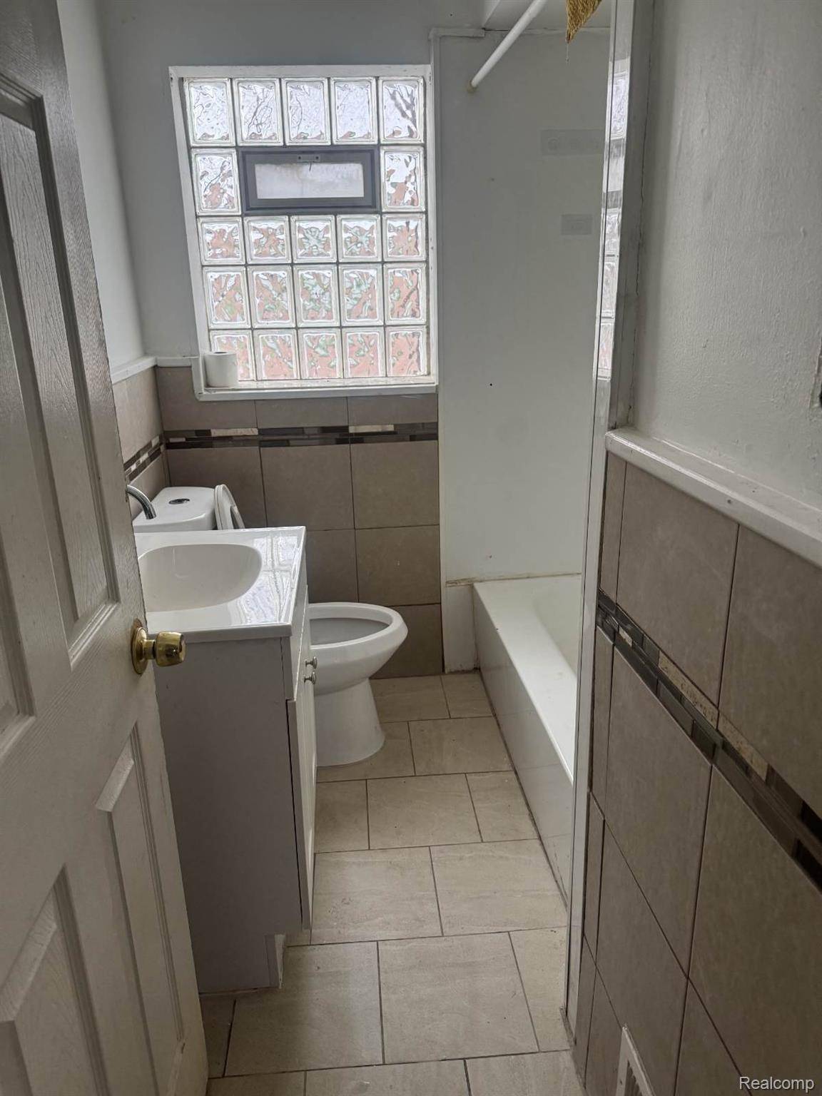 Detroit, MI 48235,20232 Prevost ST