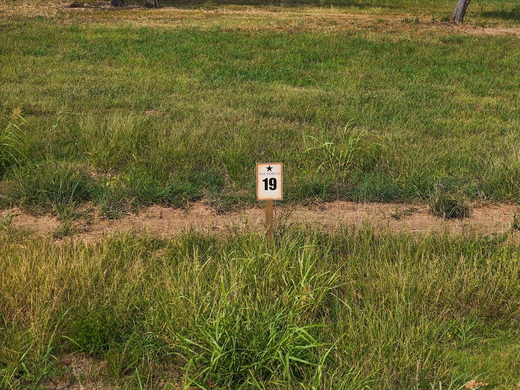 Windom, TX 75492,259 Lakeshore Terrace