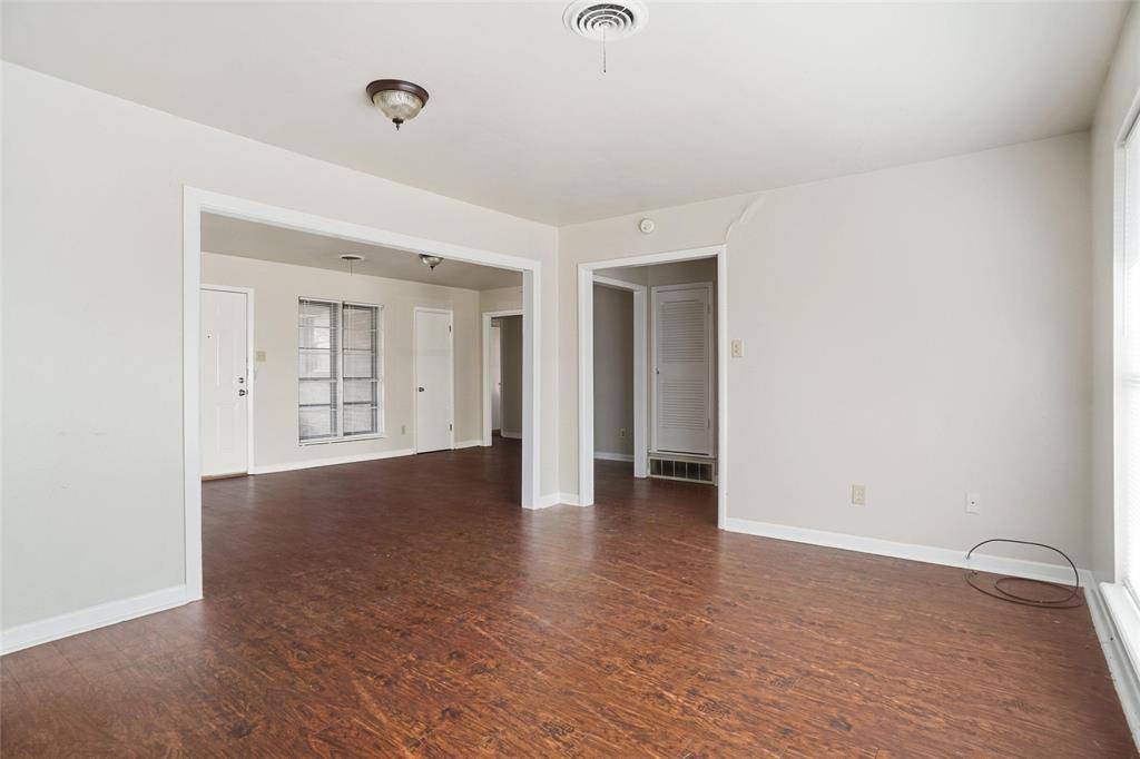 Benbrook, TX 76116,8108 Redwood Drive