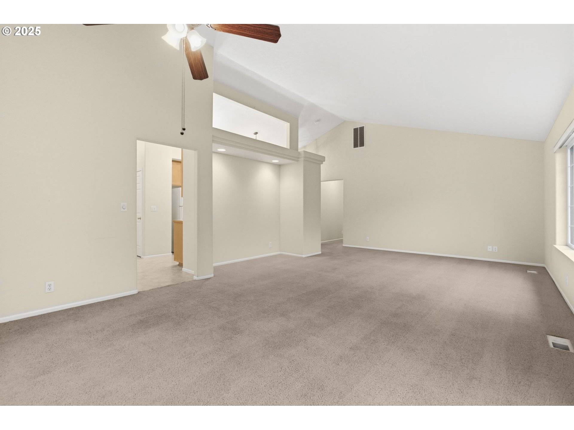 Eugene, OR 97404,811 VIRGIL AVE