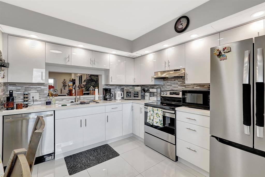 Pembroke Pines, FL 33027,1401 SW 128th Ter #406H