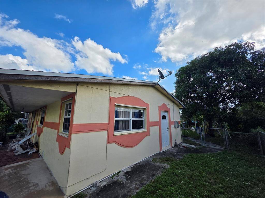 Miami Gardens, FL 33169,1260 NW 178th Ter