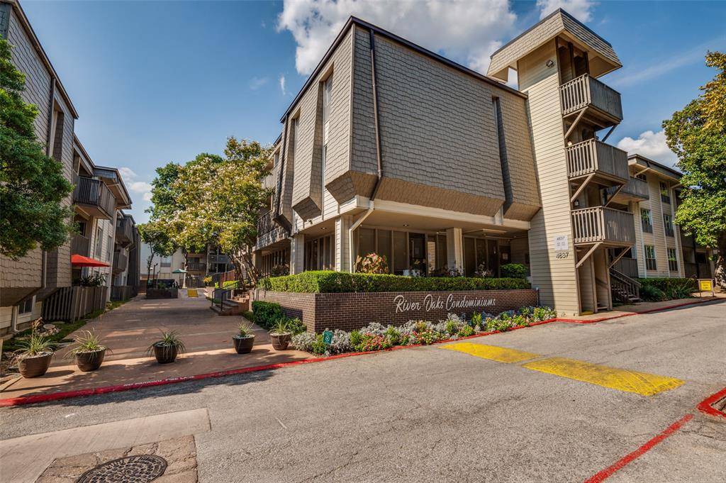 Dallas, TX 75219,4859 Cedar Springs Road #254