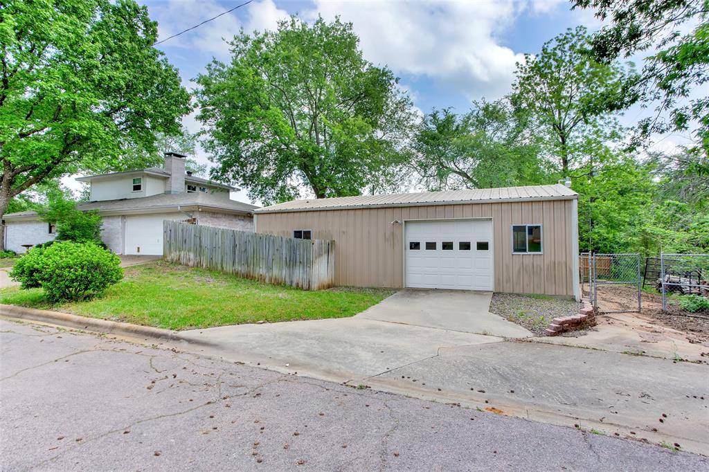 Denison, TX 75020,2601 Arapaho Circle