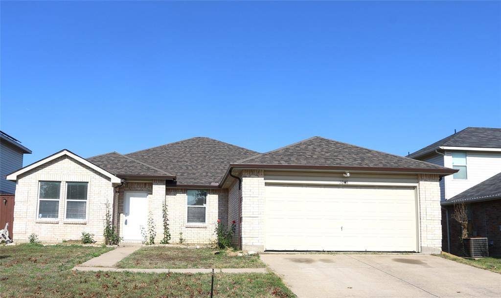 Grand Prairie, TX 75052,2048 Crosbyton Lane