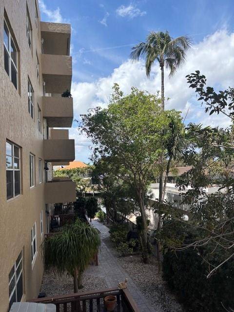 Pompano Beach, FL 33062,1421 S Ocean Blvd #218