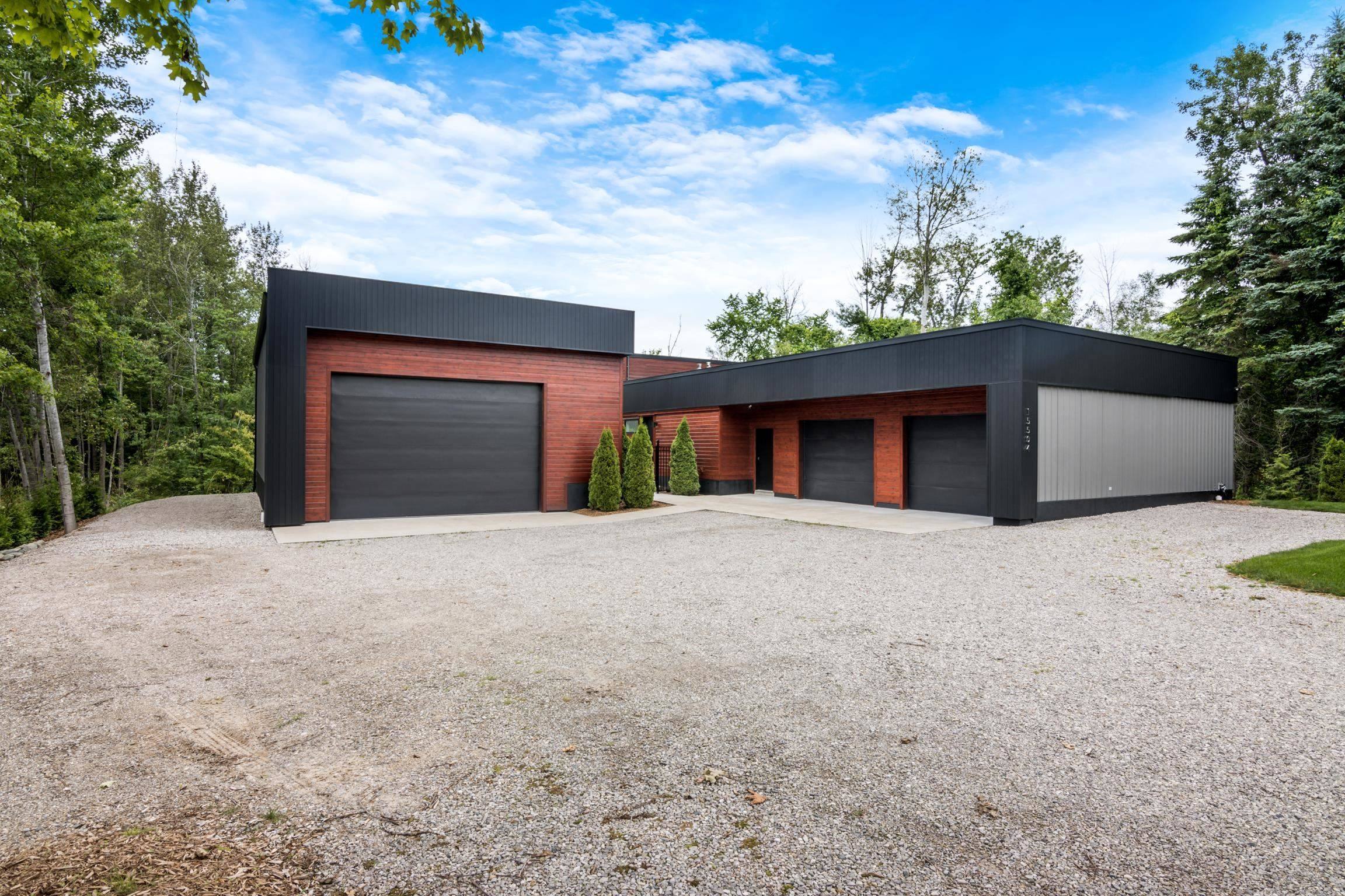 Williamsburg, MI 49690,15504 Clearwater Point RD