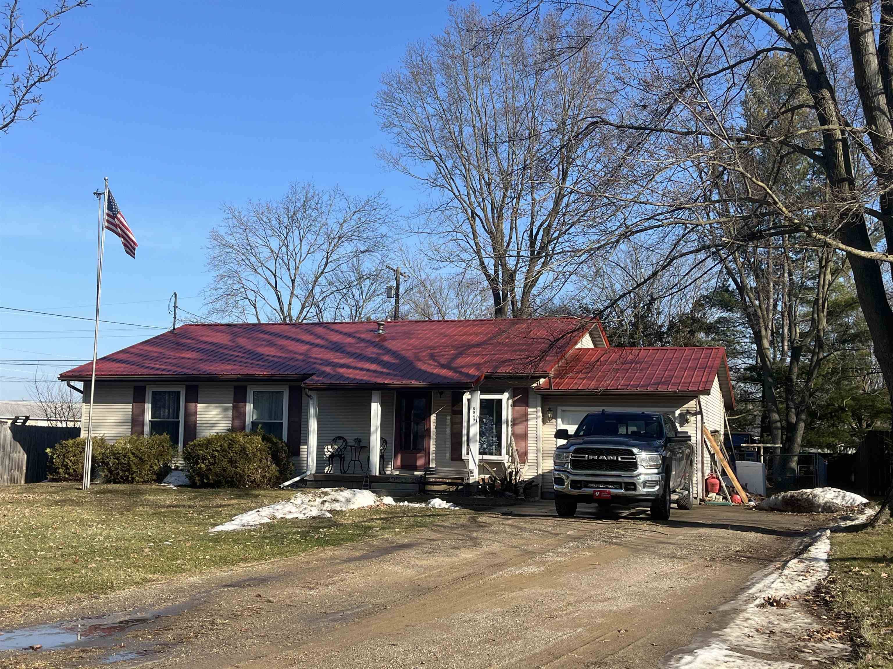 Shepherd, MI 48883,8049 S Federal RD