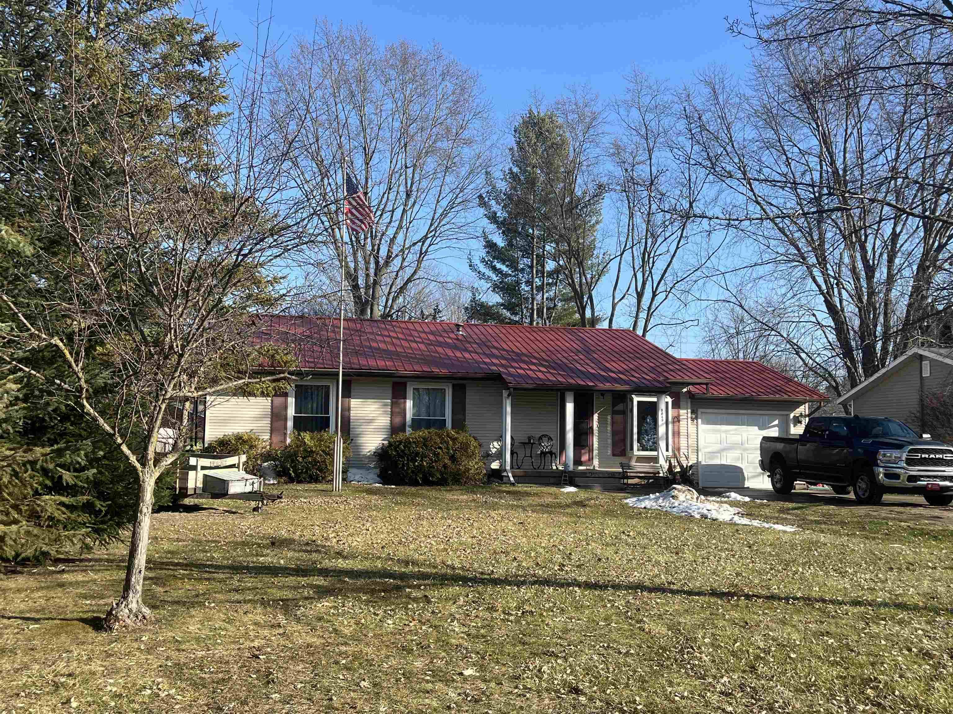 Shepherd, MI 48883,8049 S Federal RD