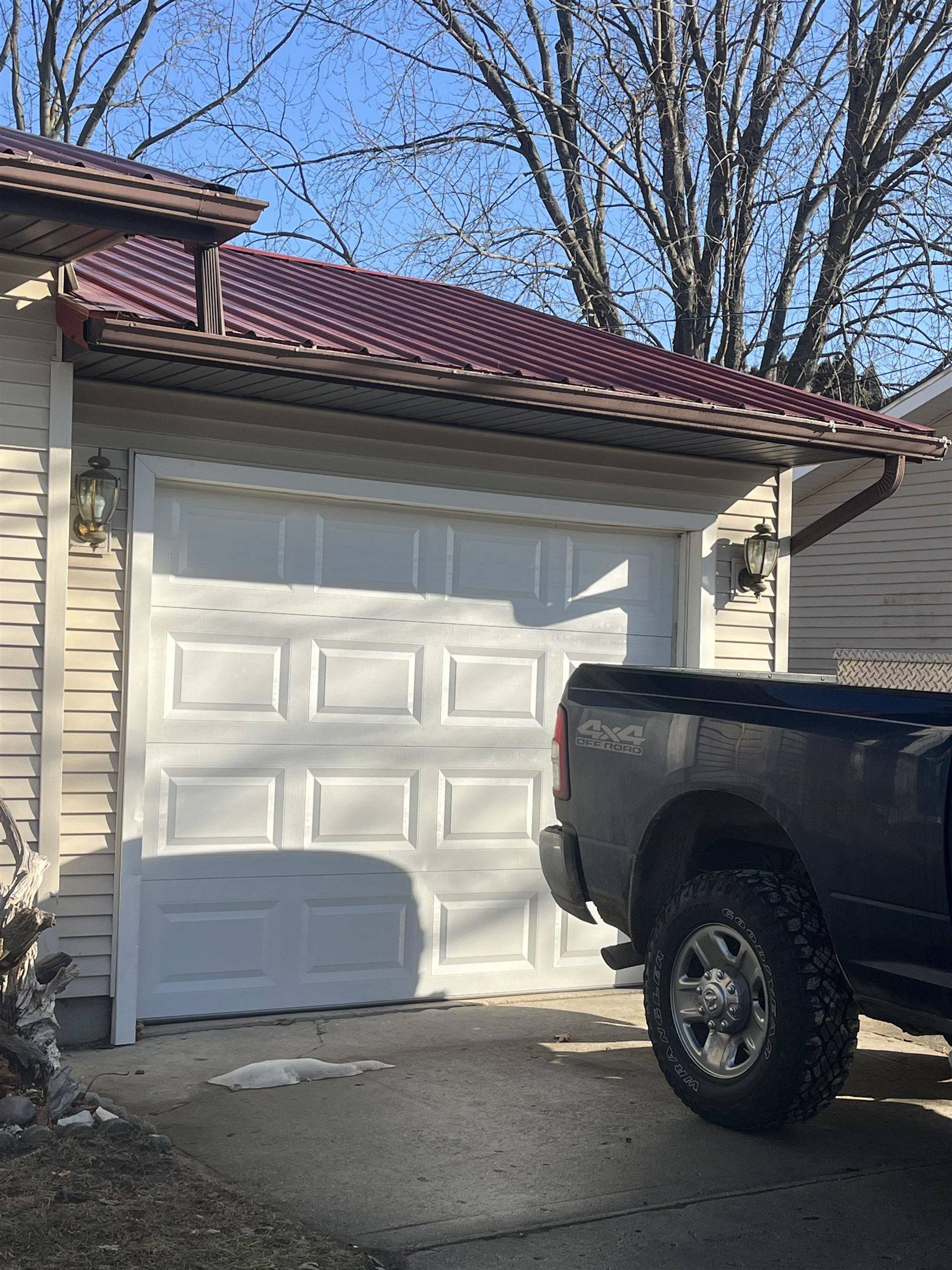 Shepherd, MI 48883,8049 S Federal RD