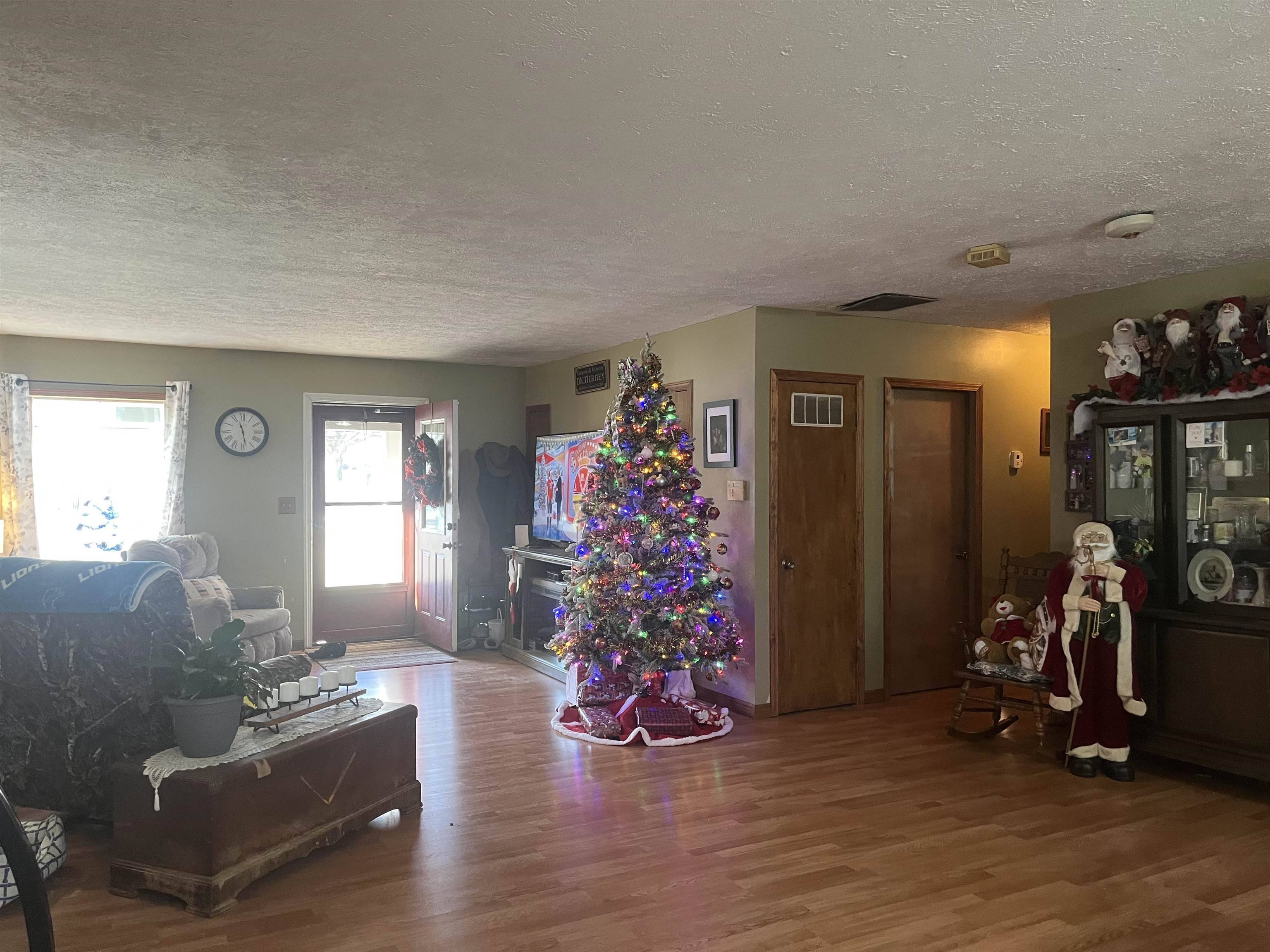 Shepherd, MI 48883,8049 S Federal RD