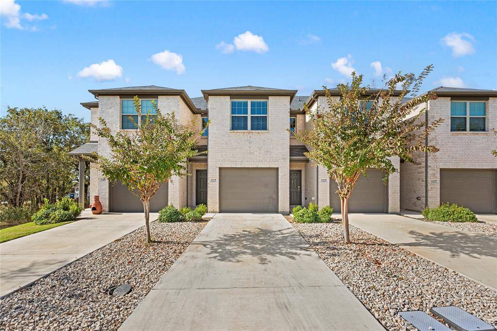 Runaway Bay, TX 76426,1218 Chestnut Court #2