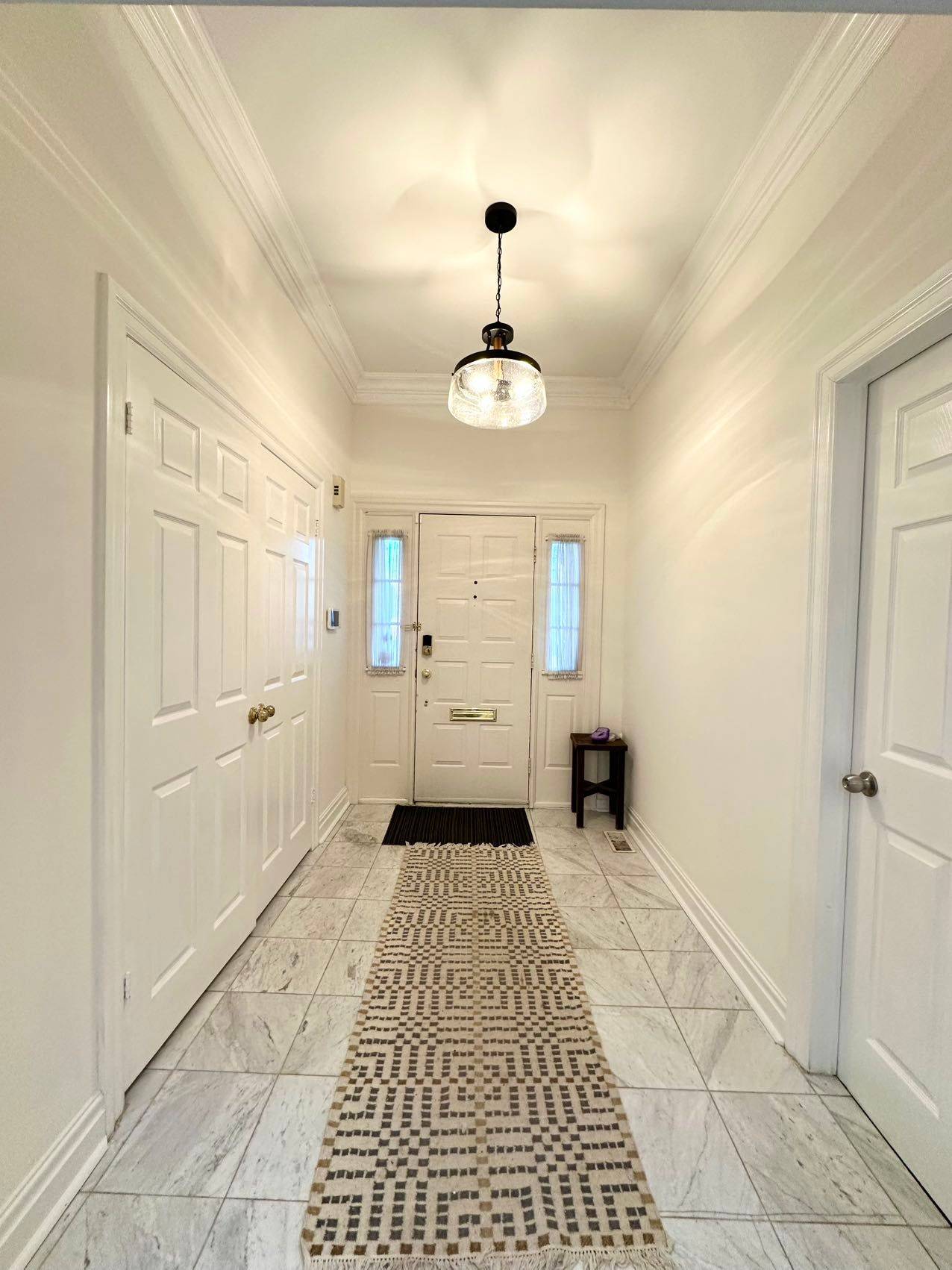 Toronto C03, ON M5P 1L7,7 Killarney RD