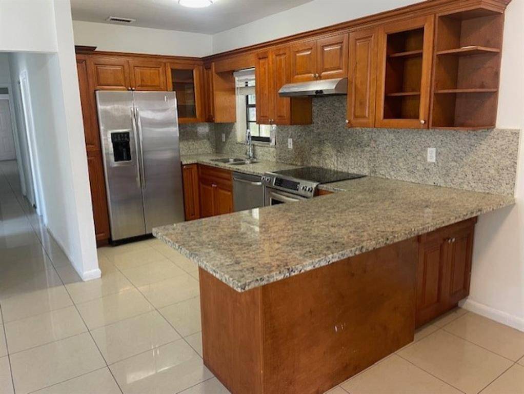 North Miami Beach, FL 33162,1724 NE 176th St