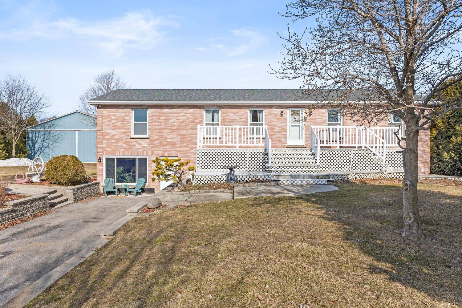 West Elgin, ON N0L 2C0,22120 Talbot RD