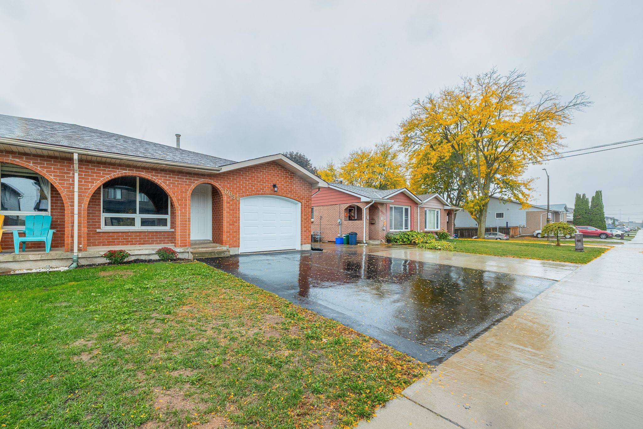 Niagara Falls, ON L2E 7B3,6680 Cropp ST