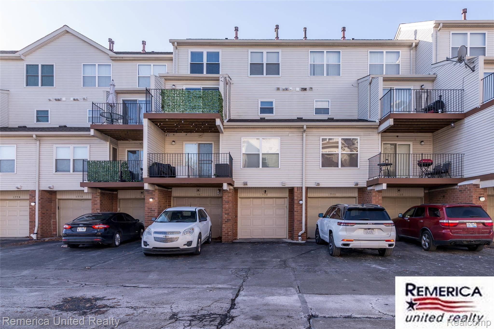 Detroit, MI 48207,1762 Campau Farms CIR