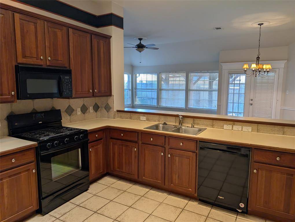 Mckinney, TX 75070,5013 Geranium Court