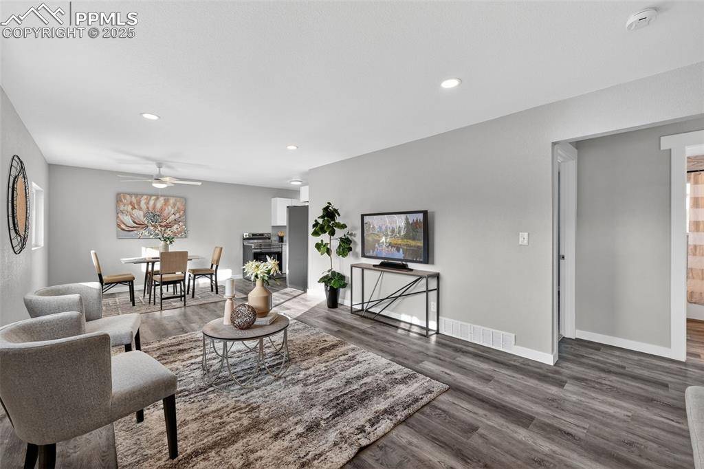 Colorado Springs, CO 80909,3412 Constitution AVE