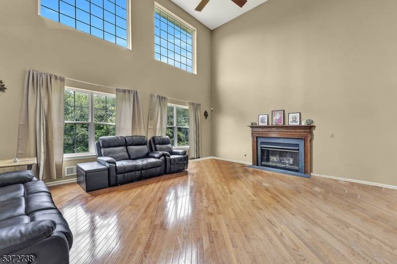 Jefferson Twp., NJ 07849,692 Skyline Dr