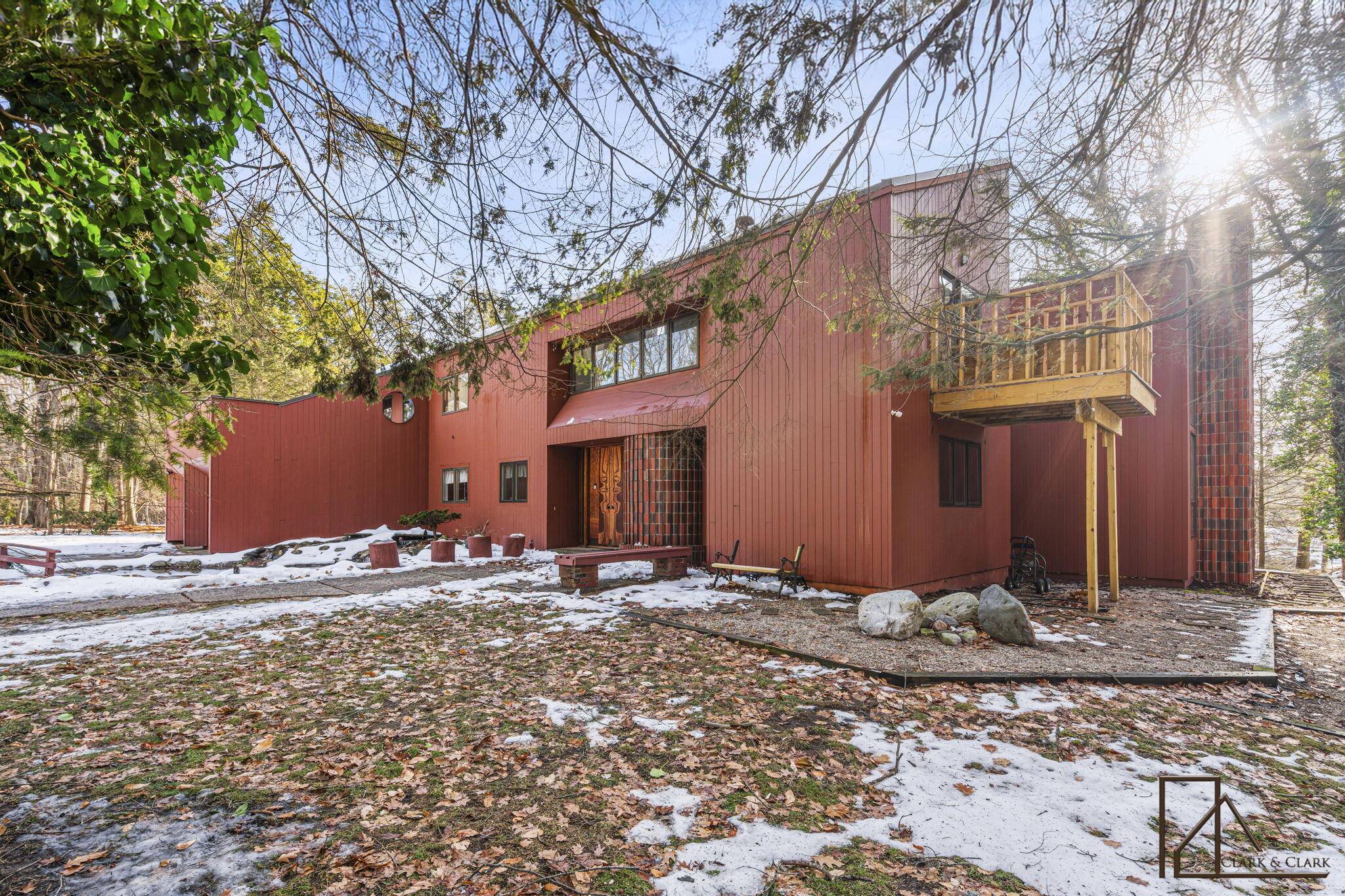 Norton Shores, MI 49441,3920 Braeburn DR