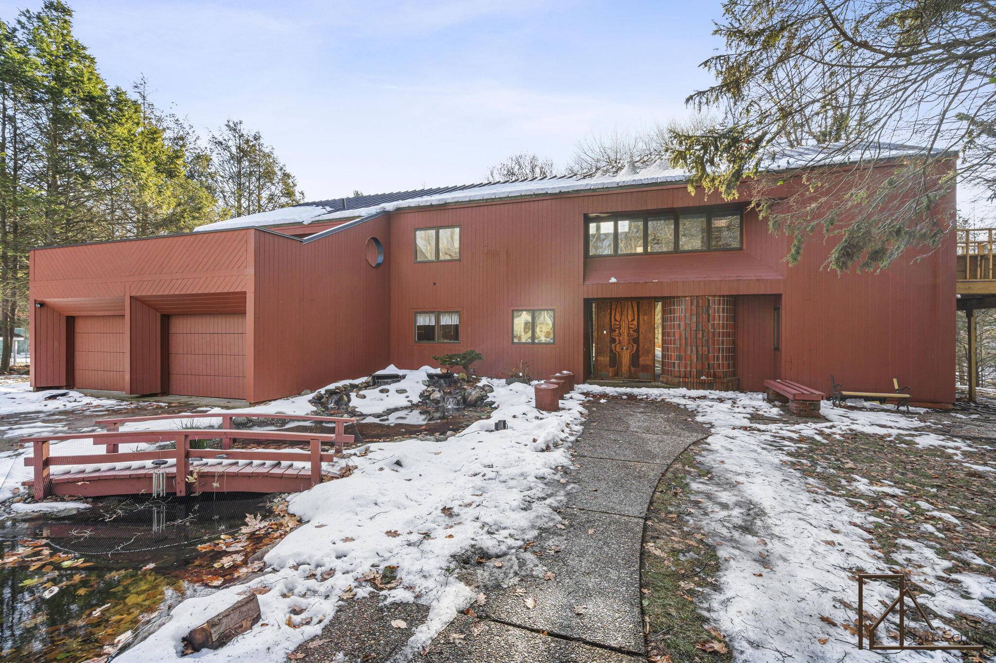 Norton Shores, MI 49441,3920 Braeburn DR