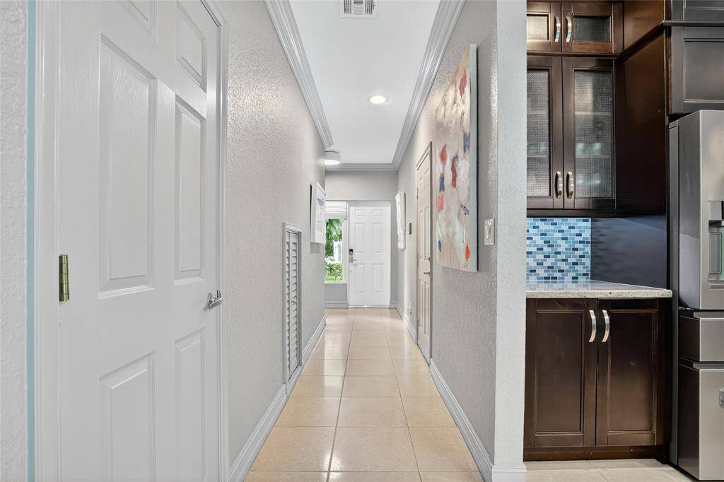 Fort Lauderdale, FL 33305,1777 NE 4th Ave #B-3