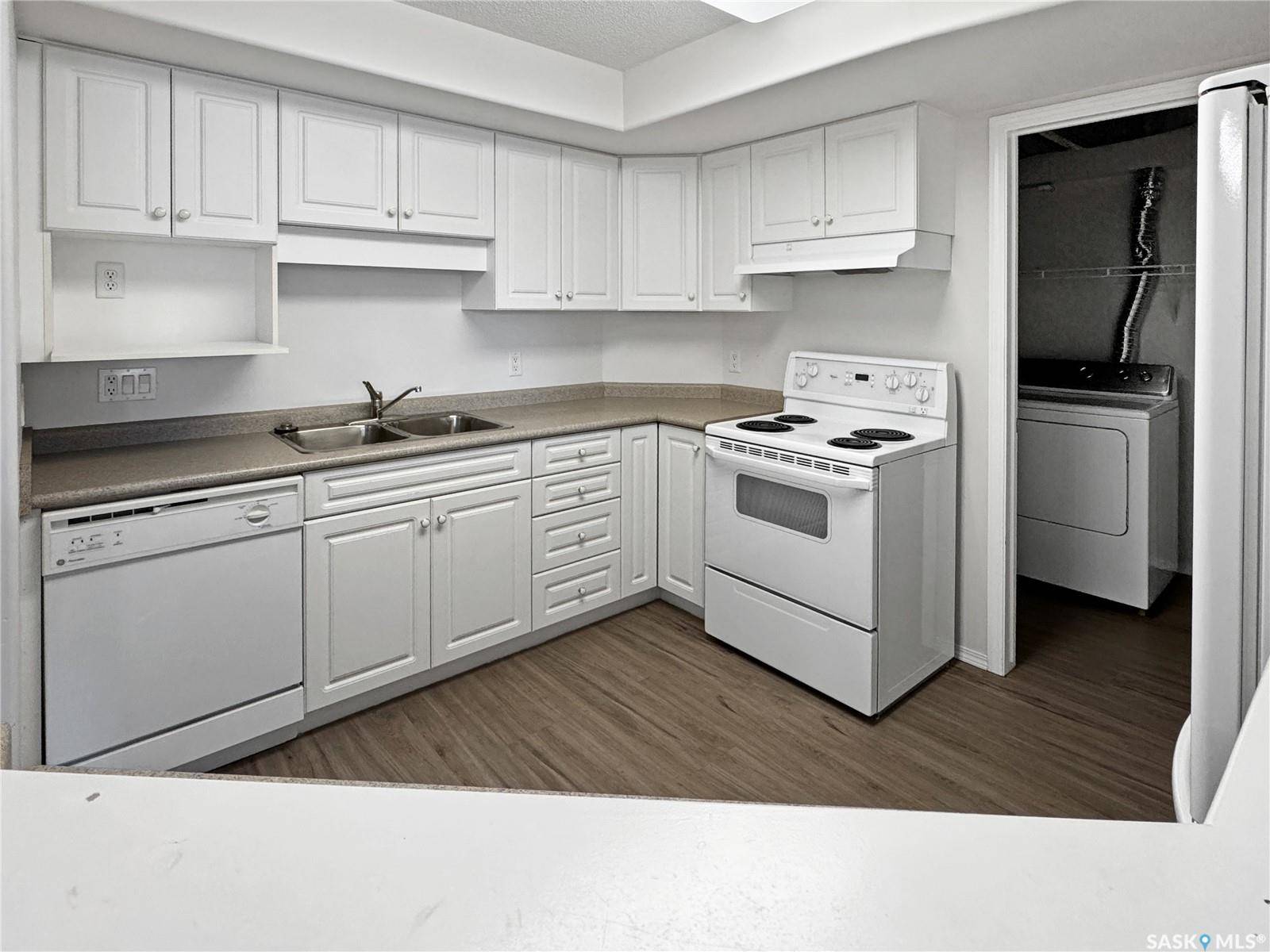 North Battleford, SK S9A 1K6,1152 103rd STREET #205