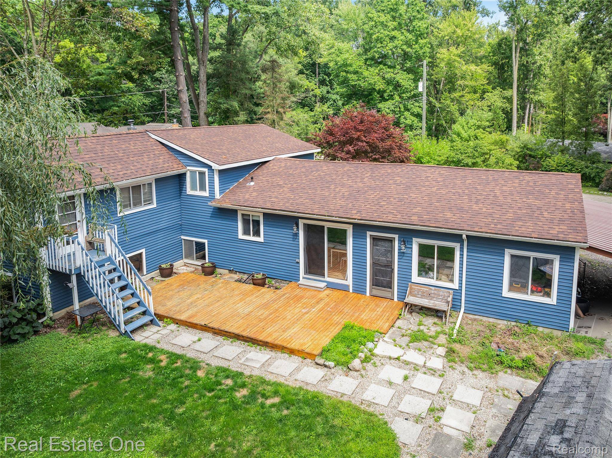 Whitmore Lake, MI 48189,9425 Galatian DR