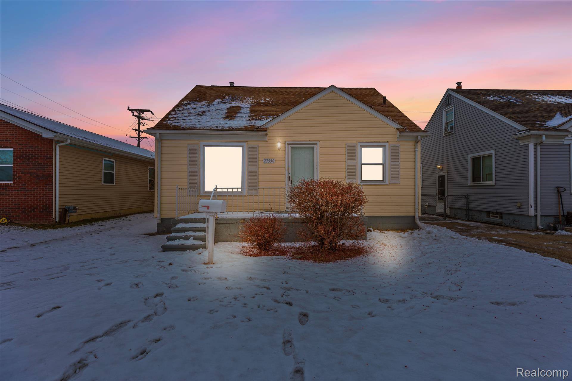 Roseville, MI 48066,27550 Garfield ST