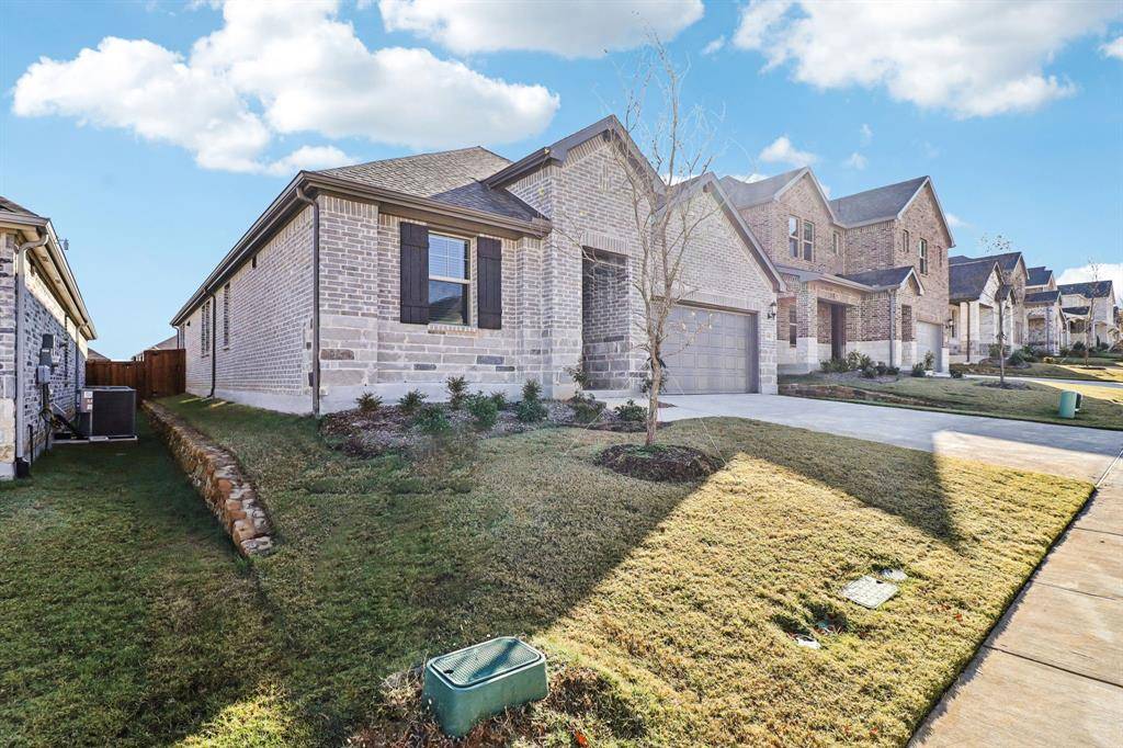 Corinth, TX 76210,2448 Glacier Ridge